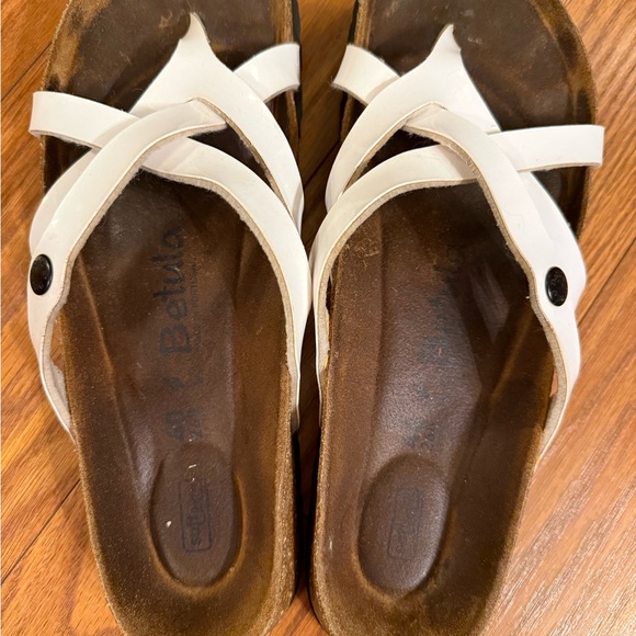 Betula By Birkenstock Shoes - Vinja white vegan patent leather  Sandals